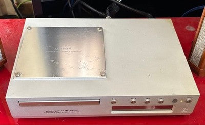 LUXMAN D-N100 COMPACT DISC PLAYER 192KHZ/24-BIT DAC, REMOTE, PAMPHLET