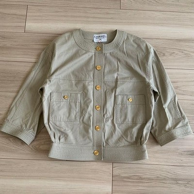 CHANEL VINTAGE BEIGE COTTON SKIRT SUIT SET GOLD BUTTONS SIZE 40 AUTHENTIC
