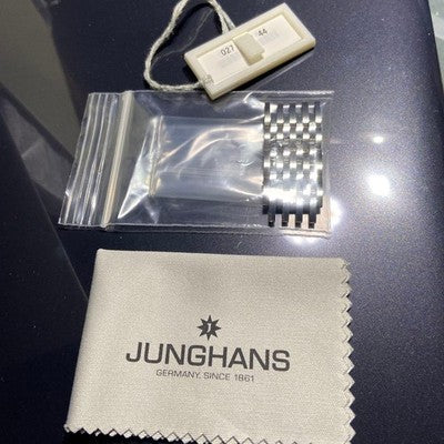 JUNGHANS CHRONOGRAPH CHRONOSCOPE MEN'S WRISTWATCH ROUND FACE STAINLESS STEEL