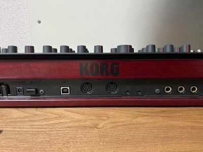KORG MINILOGUE BASS ANALOG SYNTHESIZER W/ BOX AC ADAPTER MANUAL FROM JAPAN