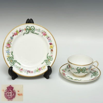 ROYAL WORCESTER TRIO SET, RIBBON FLORAL PATTERN, GOLD TRIM, 1909, CAKE PLATE