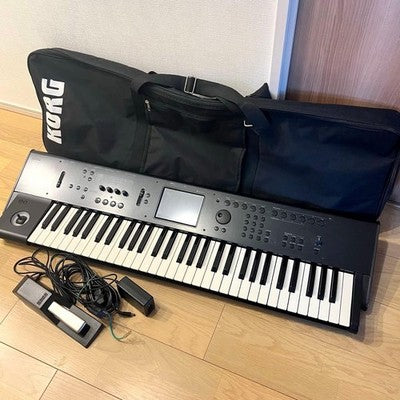 KORG M50-61 61-KEY MUSIC WORKSTATION SYNTHESIZER W/ ORIGINAL CASE & PEDAL