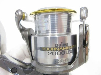DAIWA TOURNAMENT X 2000LBC SPINNING REEL FISHING JAPAN MADE USED FROM JAPAN
