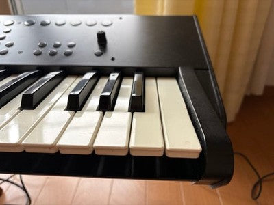 KORG M50 61 KEY SYNTHESIZER WORKSTATION KEYBOARD W PEDAL AC ADAPTER TESTED