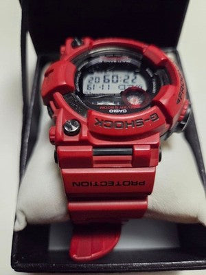 CASIO G-SHOCK FROGMAN GWF-1000RD-4JF BURNING RED SOLAR RADIO DIVER WATCH JAPAN