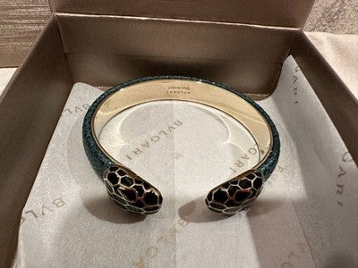BVLGARI SERPENTI FOREVER BANGLE METALLIC KARUNG LEATHER BRACELET BOX GOLD JPN