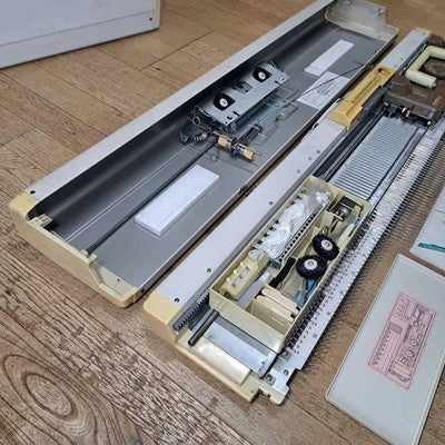 SILVER REED MY STUDIO SK155 9MM CHUNKY BULKY KNITTING MACHINE SERVICED FULL SET