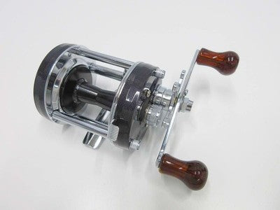 ABU GARCIA AMBASSADOR 6500C PEARL BLACK BAITCASTING REEL FISHING EXCELLENT+++++