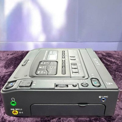 SONY GV-D200 DIGITAL8 HI8 8MM PORTABLE VIDEO CASSETTE RECORDER DECK W/REMOTE