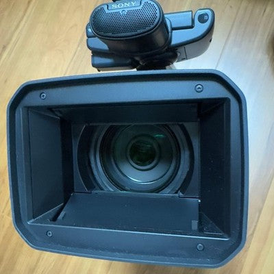 SONY HDR-FX1000 HDV CAMCORDER WITH ACCESSORY KIT BAG TAPES TESTED WORKING