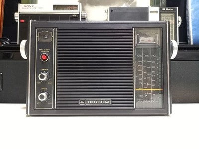 TOSHIBA RP-750FT 3-BAND VINTAGE RADIO JAPAN MADE EXCELLENT+++++