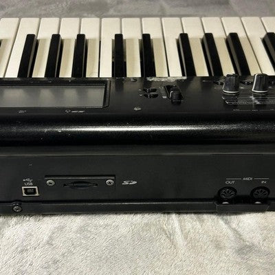 KORG M50 61 MUSIC WORKSTATION SYNTHESIZER KEYBOARD W/ AC PEDAL MANUAL FROM JAPAN