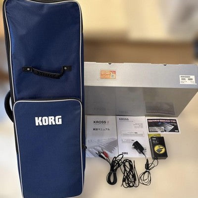KORG KROSS2-61-SC SYNTHESIZER WITH CASE AND ACCESSORIES EXCELLENT CONDITION NEW