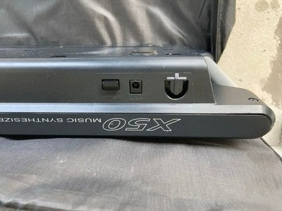KORG X50 MUSIC SYNTHESIZER 61-KEY TESTED W/ SOFT CASE AC ADAPTER FROM JAPAN