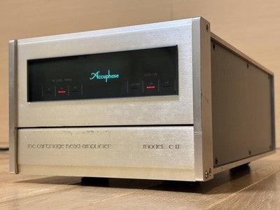 ACCUPHASE C-17 MC HEAD AMP CLASS A DUAL MONO HIGH END AUDIO 100V JAPAN
