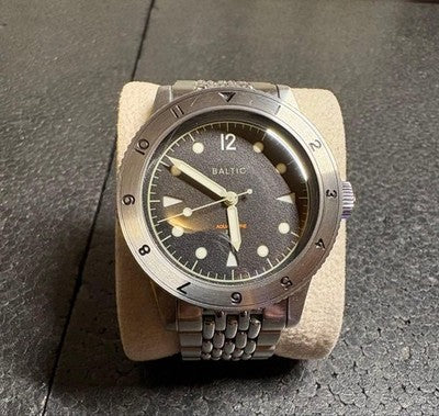 BALTIC AQUASCAPHE AUTOMATIC DIVER BLACK DIAL TROPIC RUBBER BOXED BRACELET