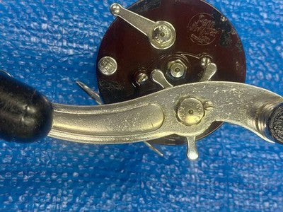 PENN JIG MASTER NO.500 DOUBLE-AXIS REEL GEAR RATIO: 4.0:1 DRAG STAR HANDLE