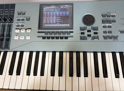 YAMAHA MOTIF XS7 76-KEY SYNTHESIZER TESTED W/ ORIGINAL HARD CASE MANUAL JAPAN