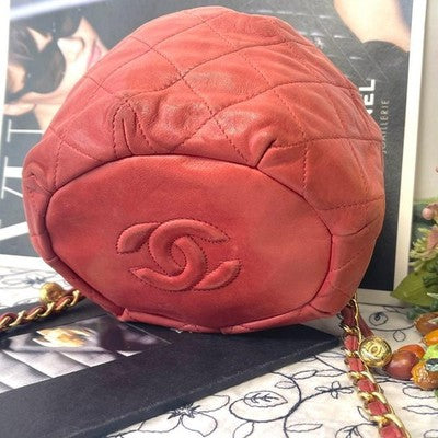 CHANEL MATELASSE LAMBSKIN DRAWSTRING CHAIN SHOULDER BAG RED QUILTED COCO MARK