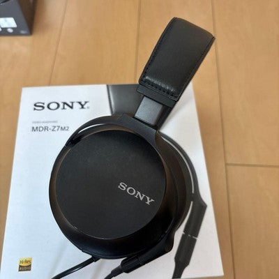 SONY MDR-Z7M2 HI-RES AUDIO OVER-EAR HEADPHONES PREMIUM SOUND USED GOOD USED