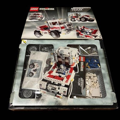 LEGO MODEL TEAM RACING TRUCK 5563 BUILDING SET 1999 RETIRED WITH BOX AS IS