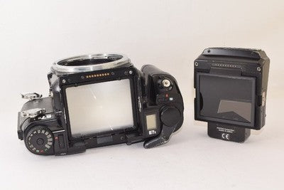 PENTAX PENTAX 67 II BODY MEDIUM FORMAT CAMERA FOR PARTS OR NOT WORKING