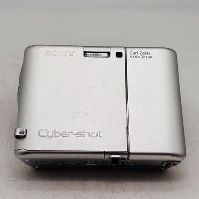 SONY CYBER-SHOT DSC-G1 6MP COMPACT DIGITAL CAMERA SILVER - EXCELLENT++++