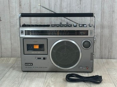 SONY CF-1980V RADIO CASSETTE PLAYER FROM THE SHOWA ERA. EXCELLENT++++