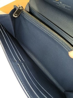 LOUIS VUITTON MAHINA IRIS LONG WALLET NAVY MONOGRAM LEATHER FLIGHT MODE IC CHIP