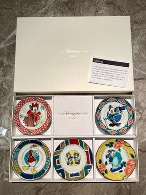 DISNEYLAND HOTEL KUTANI WARE PLATES SET OF 5 SUITE ROOM EXCLUSIVE JAPAN