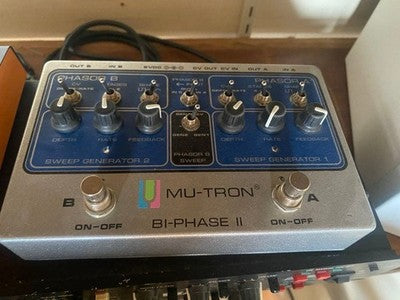 MU-TRON BI-PHASE II ANALOG PHASER PEDAL WITH BOX AND AC ADAPTER