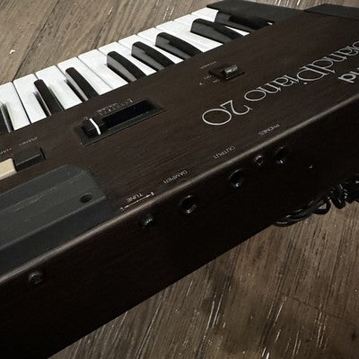 ROLAND RP-20 ROLANDPIANO 20 ELECTRONIC PIANO 61-KEY AC100V 50/60HZ 13W