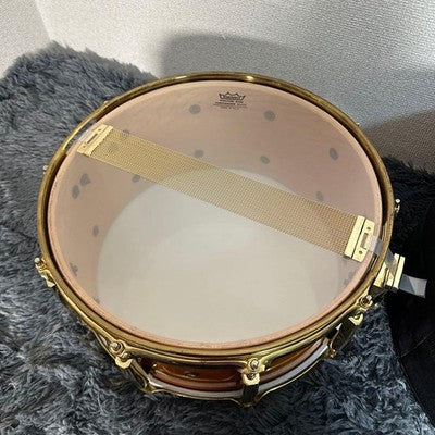 PEARL CUSTOM CLASSIC ONE-PIECE MAPLE SNARE DRUM - 36CM X 19CM - USED