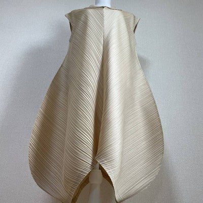 PLEATS PLEASE ISSEY MIYAKE DRESS SIZE 3 JAPAN NEAR MINT