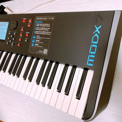 YAMAHA MODX7 76-KEY SYNTHESIZER MUSIC WORKSTATION KEYBOARD W/SOFT CASE TESTED