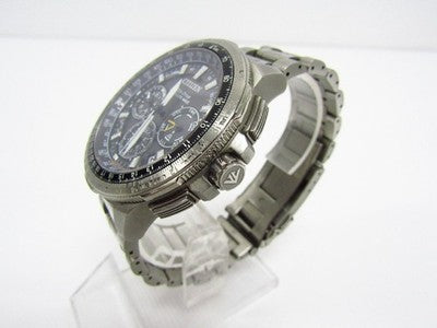 CITIZEN PROMASTER SKY F900-S104602 ECO-DRIVE SOLAR RADIO-CONTROLLED WATCH USED