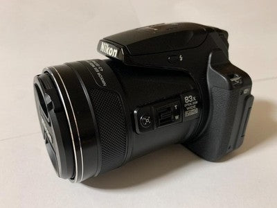 NIKON COOLPIX P900 83X OPTICAL ZOOM DIGITAL CAMERA, FULLY WORKING GOOD USED
