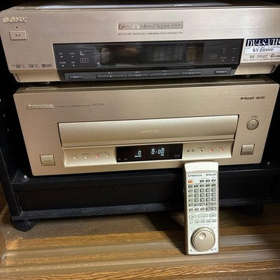 PIONEER HLD-X9 HI-VISION LD MUSE LASERDISC PLAYER WITH REMOTE MANUAL JAPAN