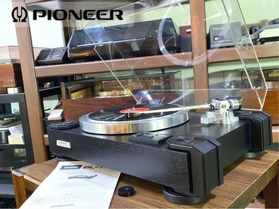 PIONEER PL-70L2 QUARTZ DIRECT DRIVE TURNTABLE S-SHAPED TONEARM