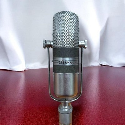 AIWA VM-15 VELOCITY RIBBON MICROPHONE WITH ORIGINAL CASE - 1957 VINTAGE