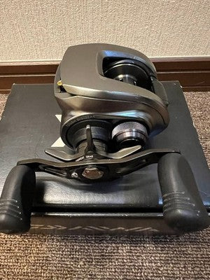 DAIWA Z 2020HL LEFT HAND BAITCASTING REEL MAGFORCE 3D 6.4 GEAR 265G USED