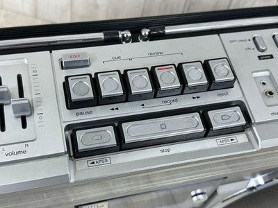 SHARP GF-303ST RADIO CASSETTE BOOMBOX RETRO SHOWA ERA W/ ORIGINAL COVER TESTED