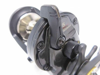 DAIWA TOURNAMENT ISHIDAI SS-30SH LONG-DISTANCE STANDARD PLUS CARBON HANDLE