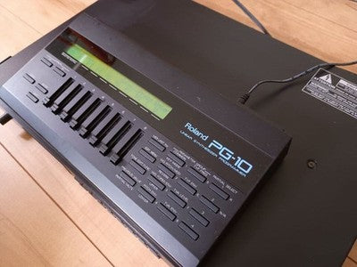 ROLAND D-110 PG-10 SYNTHESIZER MODULE + PROGRAMMER LA SOUND SOURCE JAPAN USED