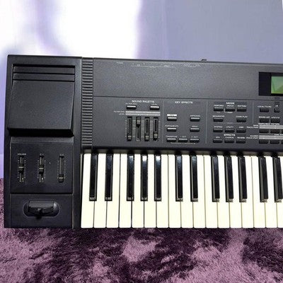 ROLAND XP-60 SYNTHESIZER 61 KEY WORKSTATION MUSIC KEYBOARD TESTED JAPAN