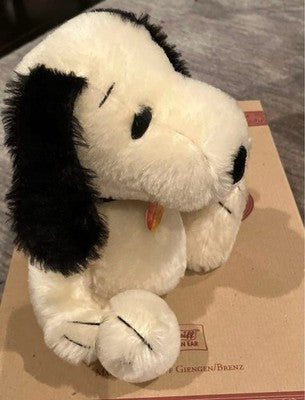 STEIFF SNOOPY CREAM 26 EDITION 1500PCS LIMITED PLUSH DOLL W/BOX