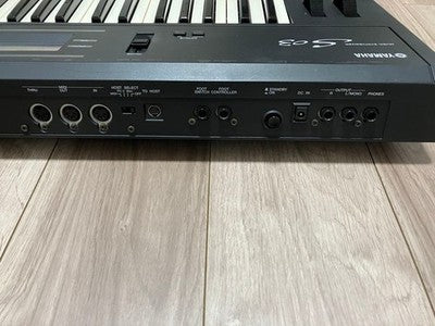 YAMAHA S03 BL 61-KEY SYNTHESIZER W/ AC ADAPTER MANUAL TESTED FROM JAPAN