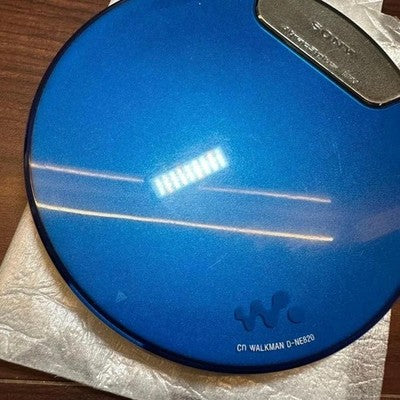 SONY CD WALKMAN D-NE820 ATRAC3PLUS MP3 PLAYER EXCELLENT UNUSED /W BOX JAPAN
