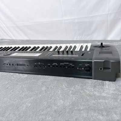 KORG TR61 SYNTHESIZER WORKSTATION 61-KEY W/ SOFT CASE FOR PARTS OR NOT WORKINGQ