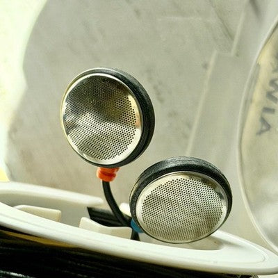AIWA HP-V1 VINTAGE IN EAR STEREO EARPHONES MINI COLON 1985 DYNAMIC HEADPHONES